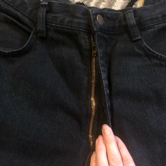 Ultra High Rise Vintage 100% Cotton Mom Jean - Picture 10 of 12